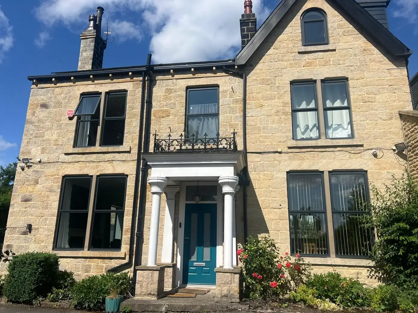 Aluminium tilt and turn windows